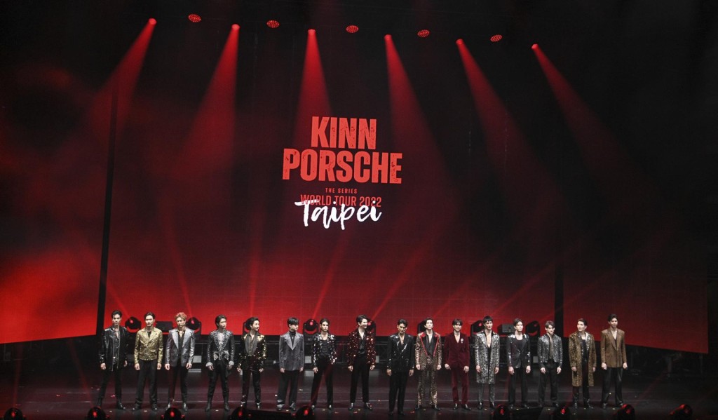 《黑幫少爺愛上我》的演員紅到台灣，日前在台北舉行見面會，相信鄭裕玲都一定好想去。